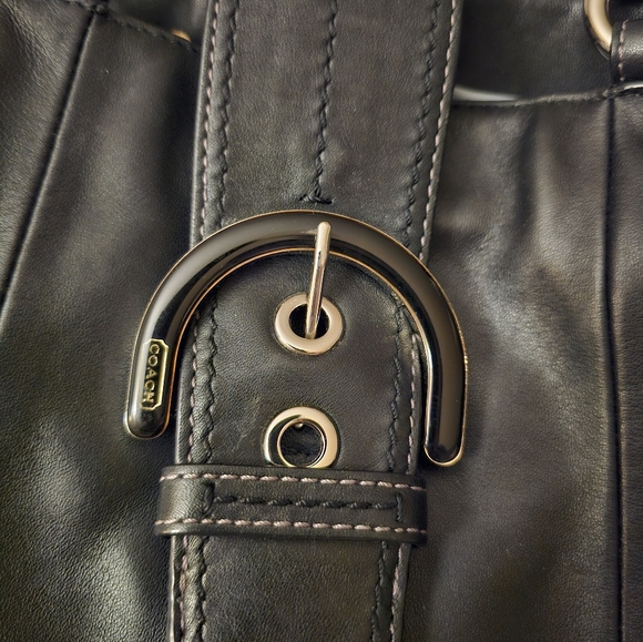 COACH - Picture 5 of 8